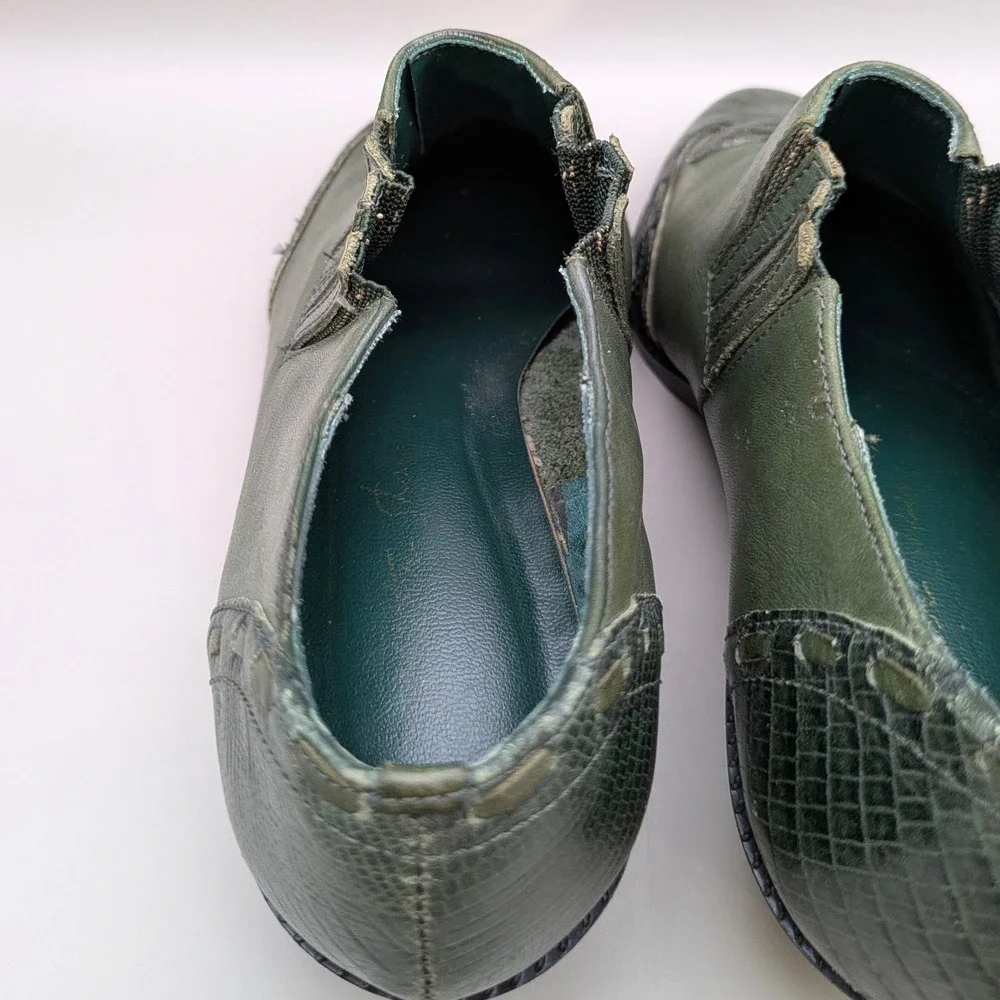 Vintage Nine West Sage Green Leather Lizard Print Western Booties Size 6.5